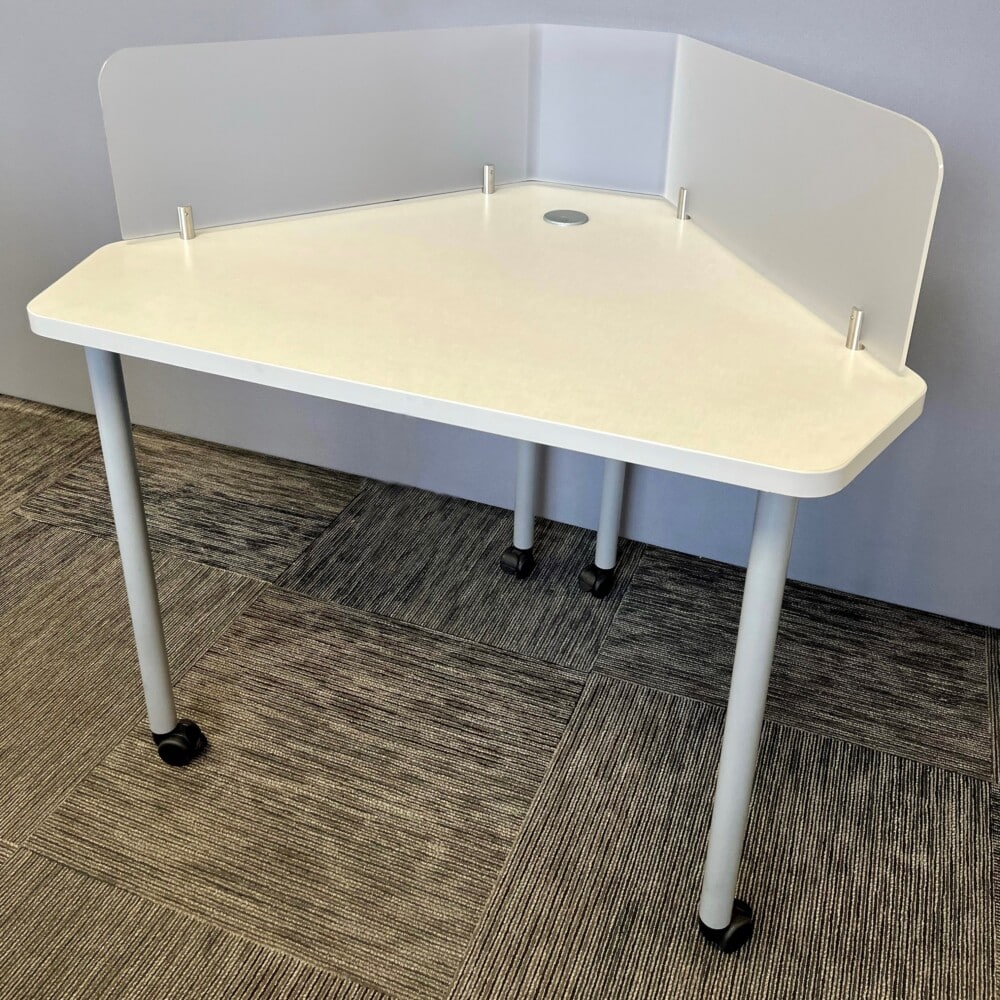 Wedge Table - Grommet & Acrylic Privacy Panel