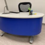 blue height-adjustable kurve desk