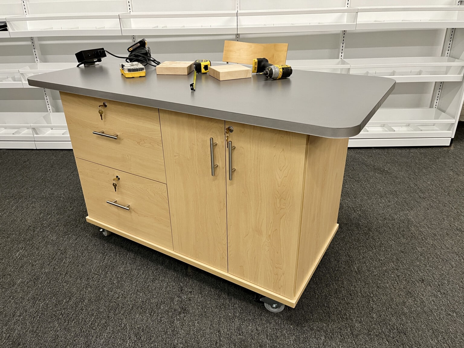 NEW! maker instructors table - 3 Branch
