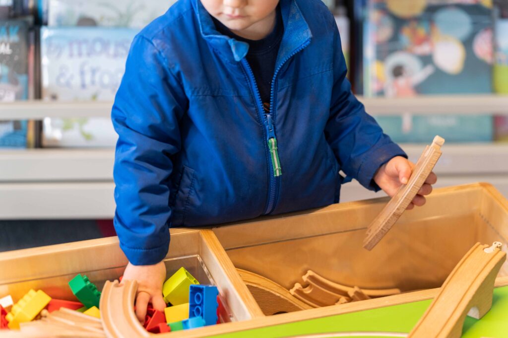 discovery mini side bins with removeable clear, acrylic insterts